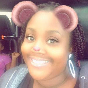 Meet your Posher, Shanekka